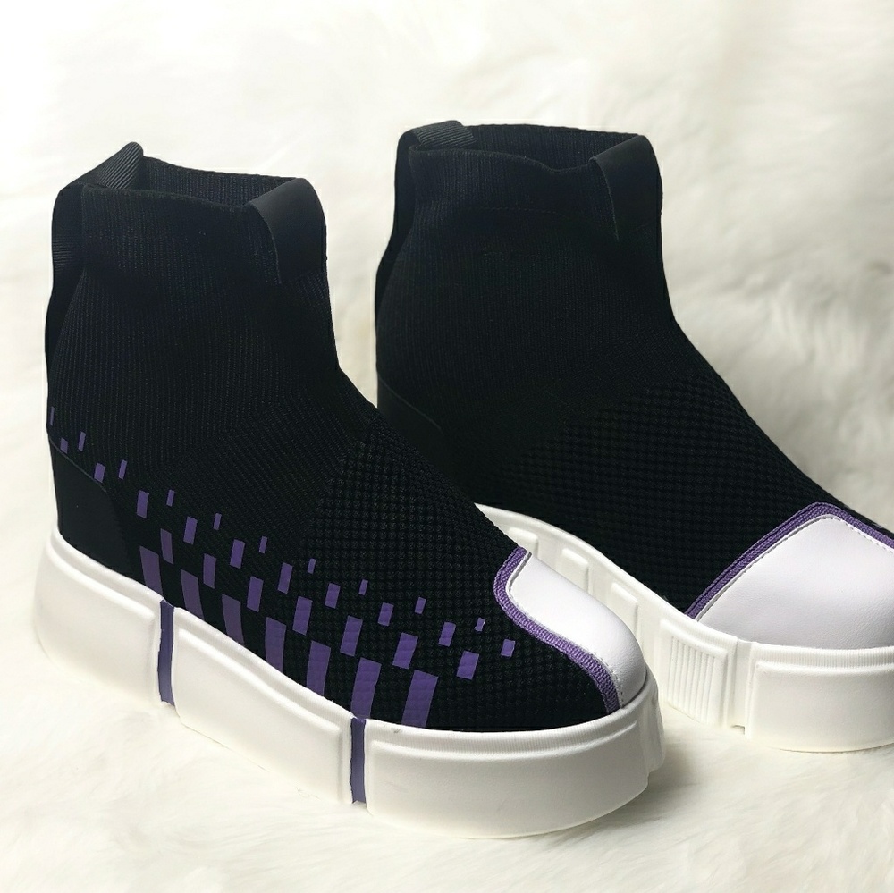 Women sneakers
